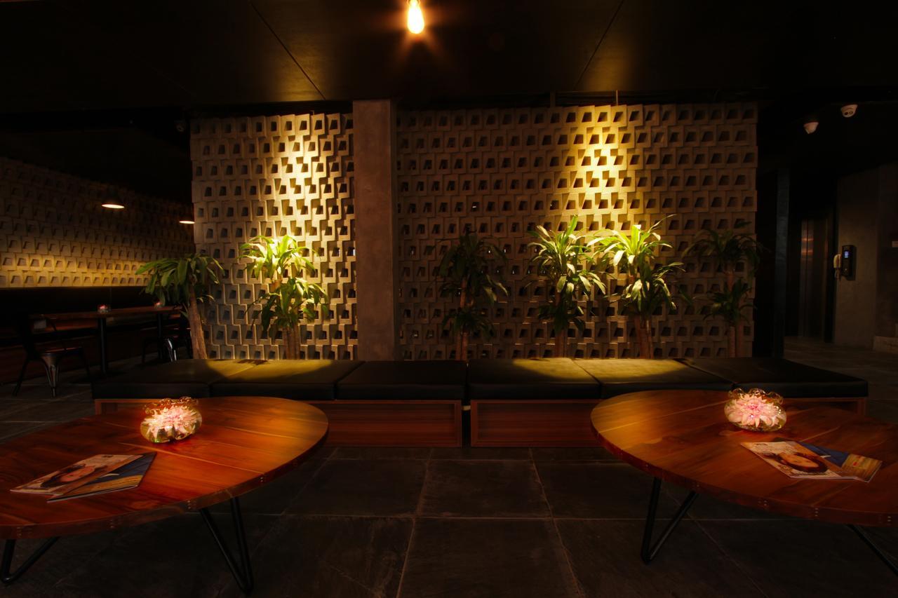 Yazhou Foryou Hotel Phnom Penh Exteriör bild