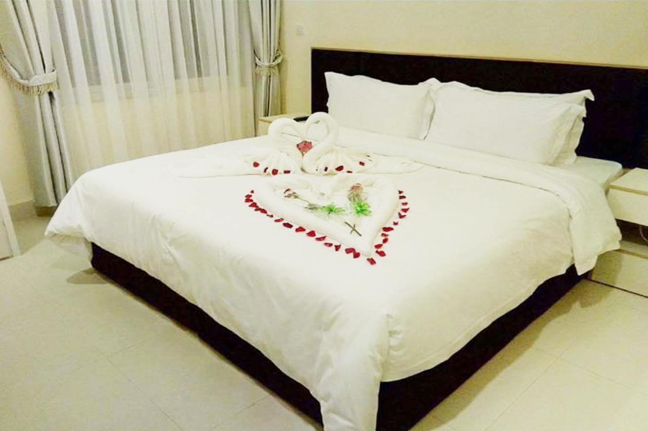 Yazhou Foryou Hotel Phnom Penh Exteriör bild