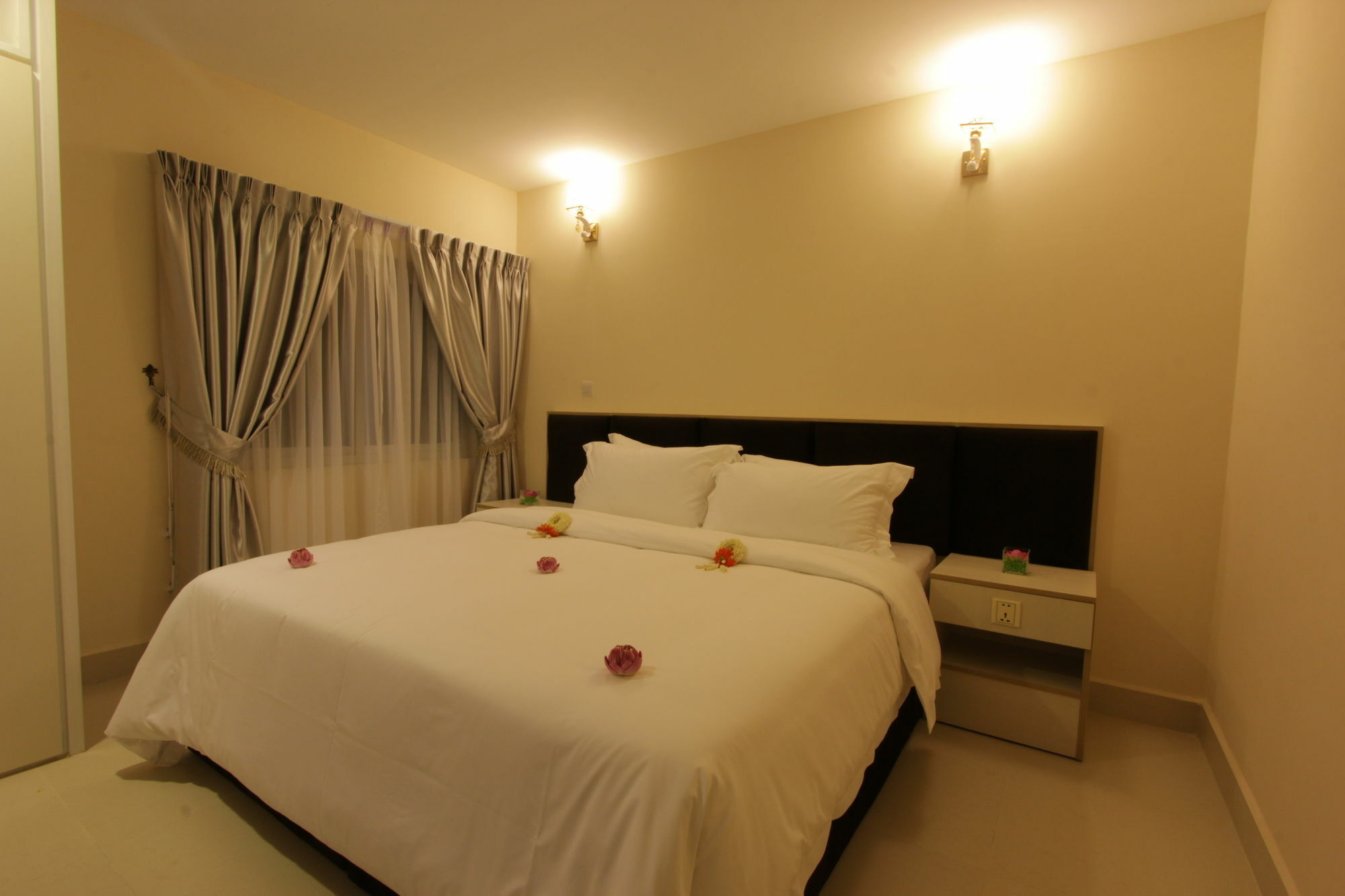 Yazhou Foryou Hotel Phnom Penh Exteriör bild